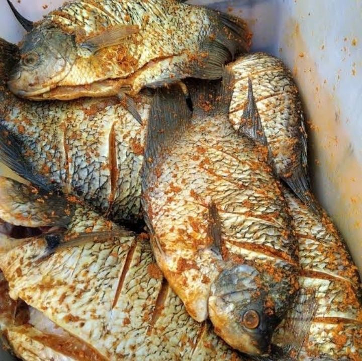 Ikan Gurame (1 kg)